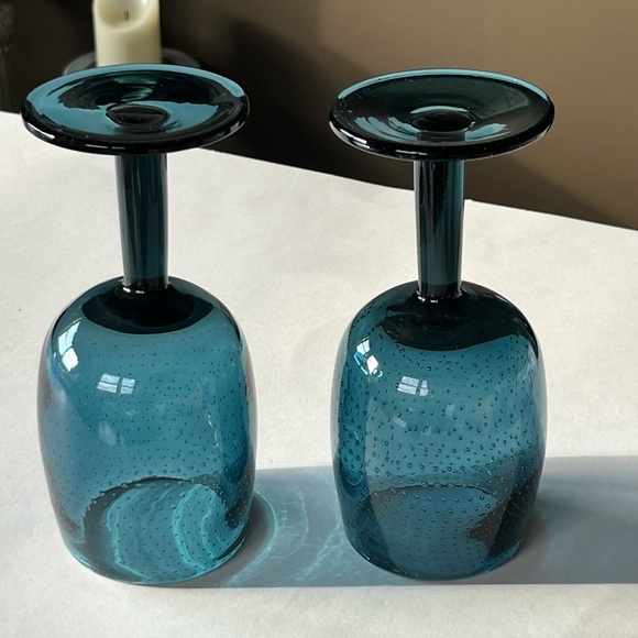 Beijing Housewares blue bubble blown glass goblets, stemware, designer glasses - Picture 9 of 14